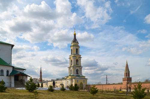 Коломна. Старо-Голутвин монастырь.