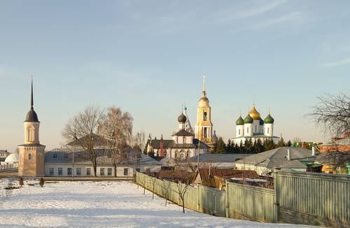 Коломна. Кремлевские купола.
