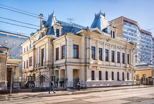 Городская усадьба Целибеевой-Карповой