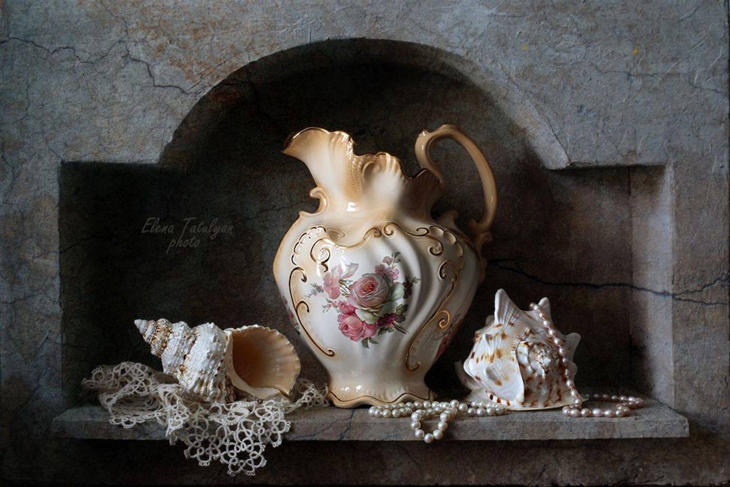 ниша, кувшин, морские ракушки, Елена Татульян