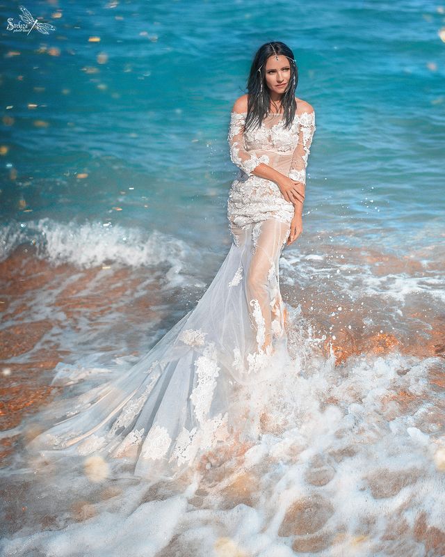 MARINA MORE фото превью