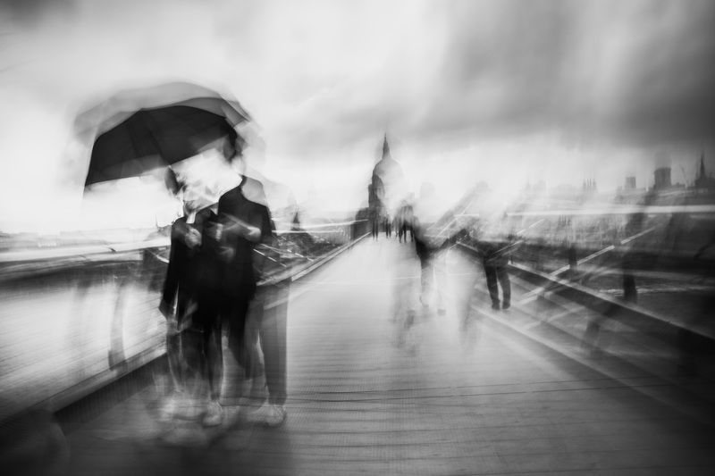 Ghosts фото превью