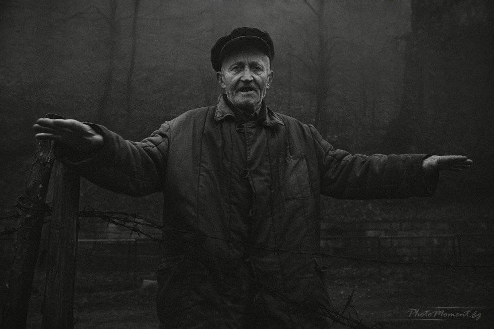 болгария, Denis Buchel