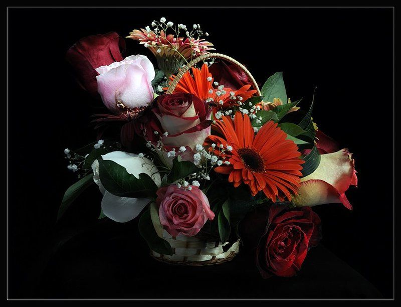 цветы, корзинка,световая кисть С праздником 8 Марта фото превью