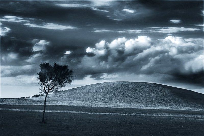 Аloneness фото превью