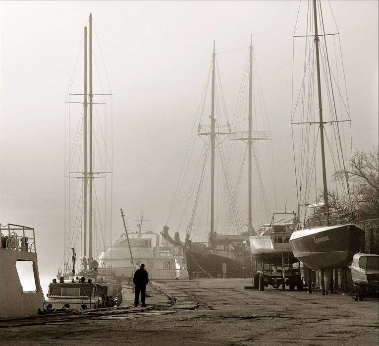 балаклава ,туман,яхты ., Андрей  Золочевский