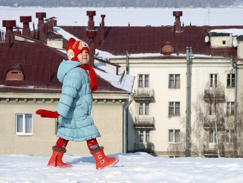 Весна красна сапогами