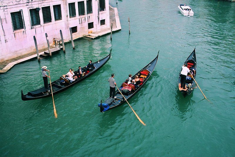 италия, венеция Изумрудные Венецианские воды фото превью