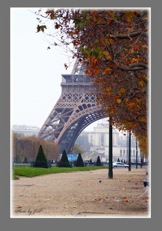Осень в Париже фото превью