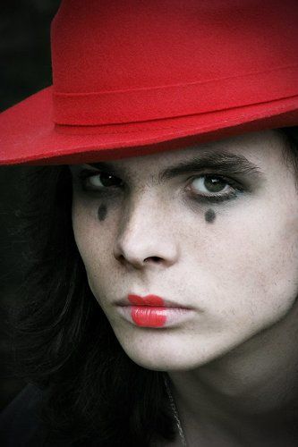 Красное и черное...