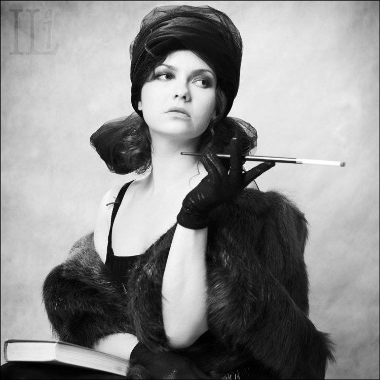 девушка, сигарета, анна, книга, Илья Панфилов