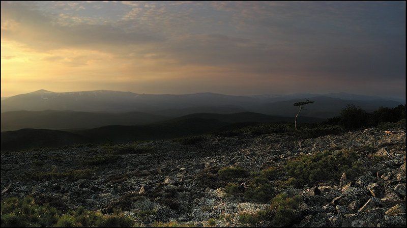 хабаровский край, джугджурский хребет, горы Джугджур. Безмолвие. Закат... фото превью