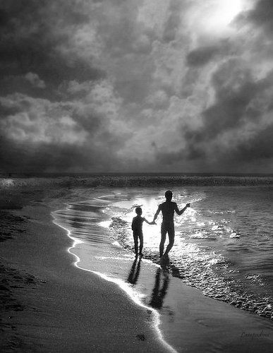 Двое и море