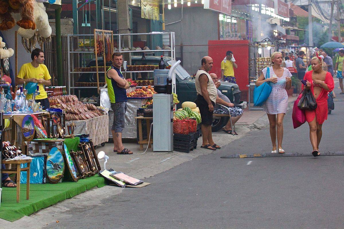 адлер, Дмитрий Уткин