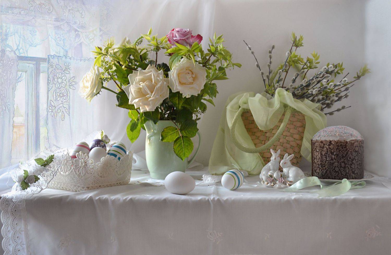 still life, натюрморт, цветы, фото натюрморт, весна, апрель, верба, чистый четверг, розы, фарфор, Колова Валентина