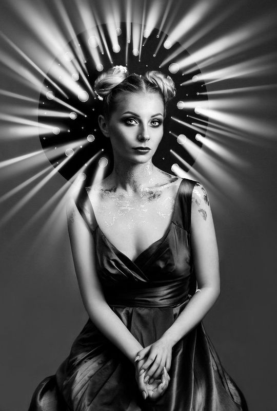 женский портрет черно-белое фото  Муза фото превью