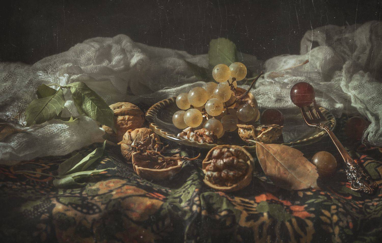 трапеза, виноград, орехи,, Володин Владимир Владимирович