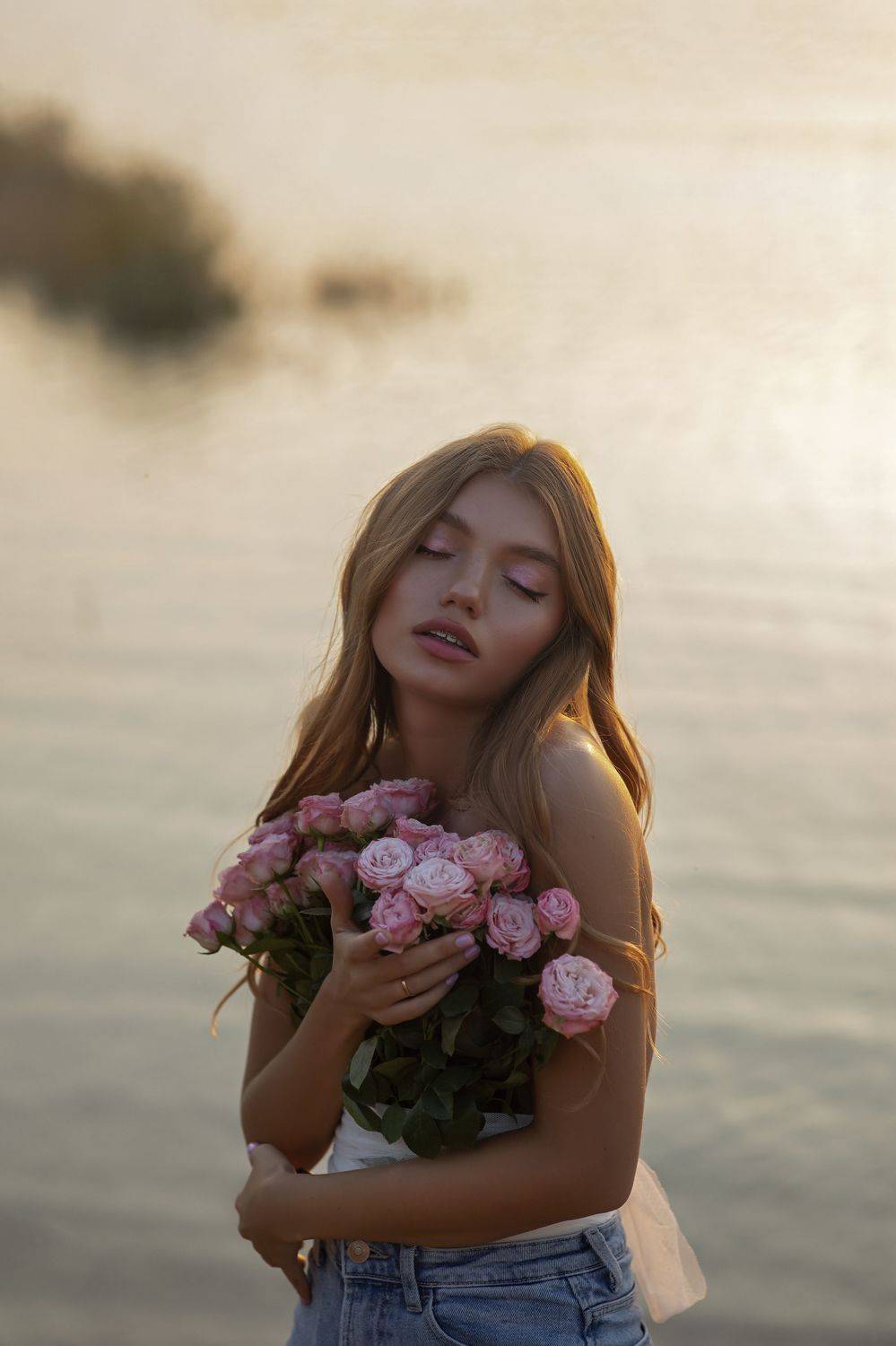 закат озеро девушка, Асия Cелимова