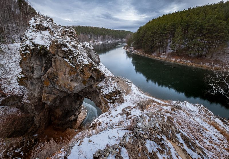 Каменные ворота фото превью