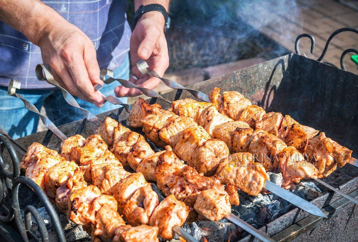 москва, шашлык, мужчина, вкусно, мясо, еда, май, пикник, Юлия Батурина