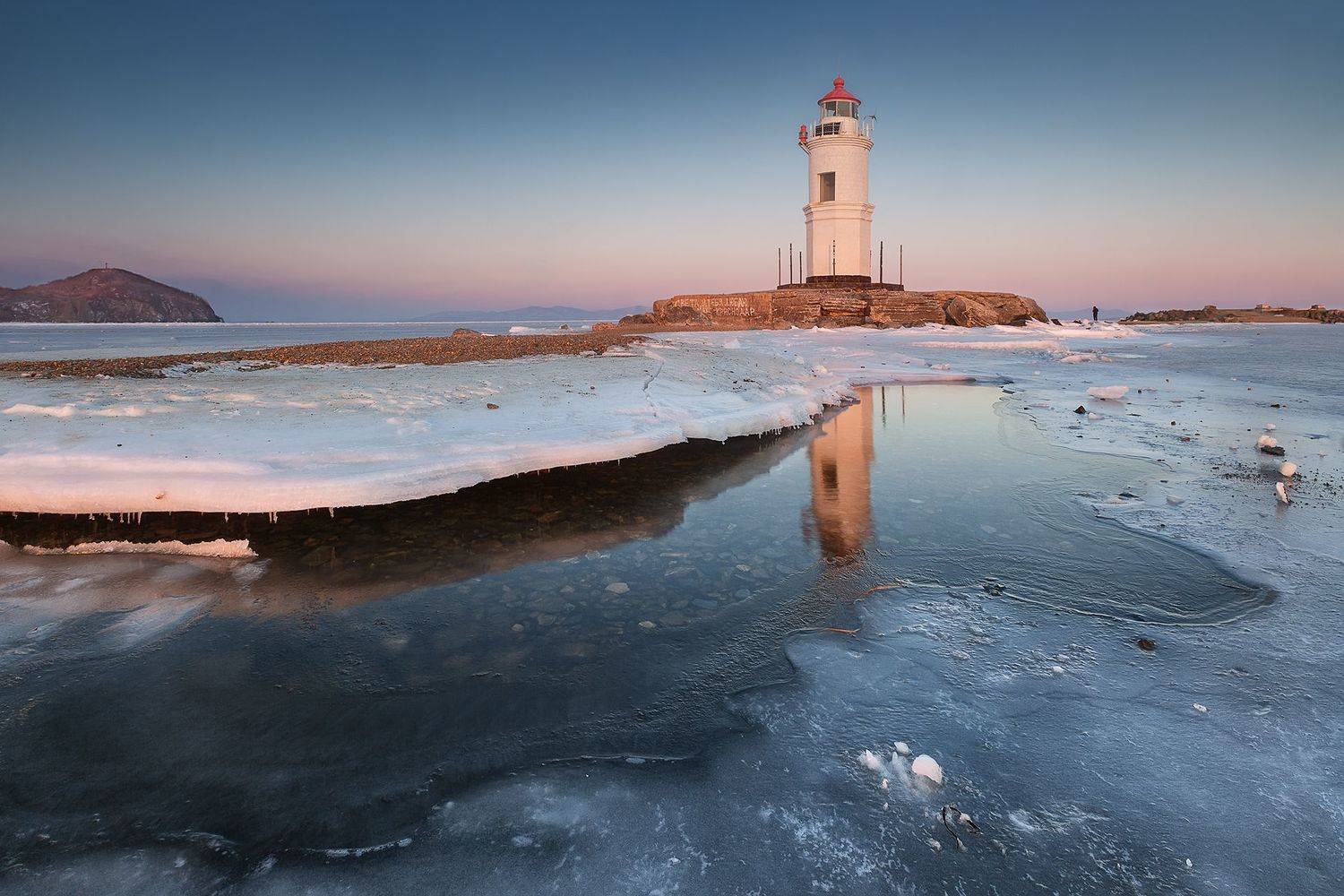 маяк, рассвет, японское море, Константин Маланин