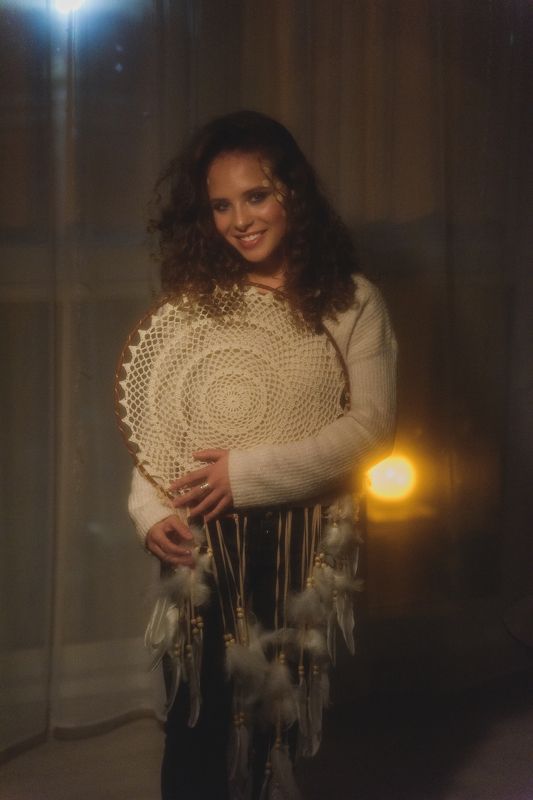 мода, ретро, винтаж, красота, девушка, модель, улыбка, фабрика, хиппи, бохо, бохошик, fashion, retro, vintage, oldschool, fabric, girl, beautiful, smile, glamour, pretty, dreamcatcher, hippie, chic, boho, sweater Старая школа фото превью