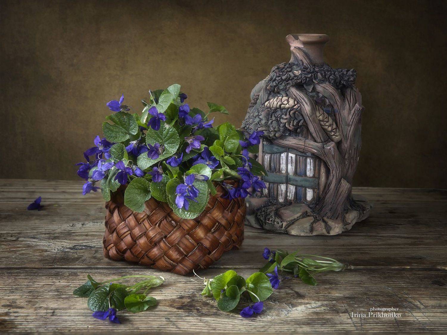 натюрморт, фиалки, цветы, букеты, Приходько Ирина