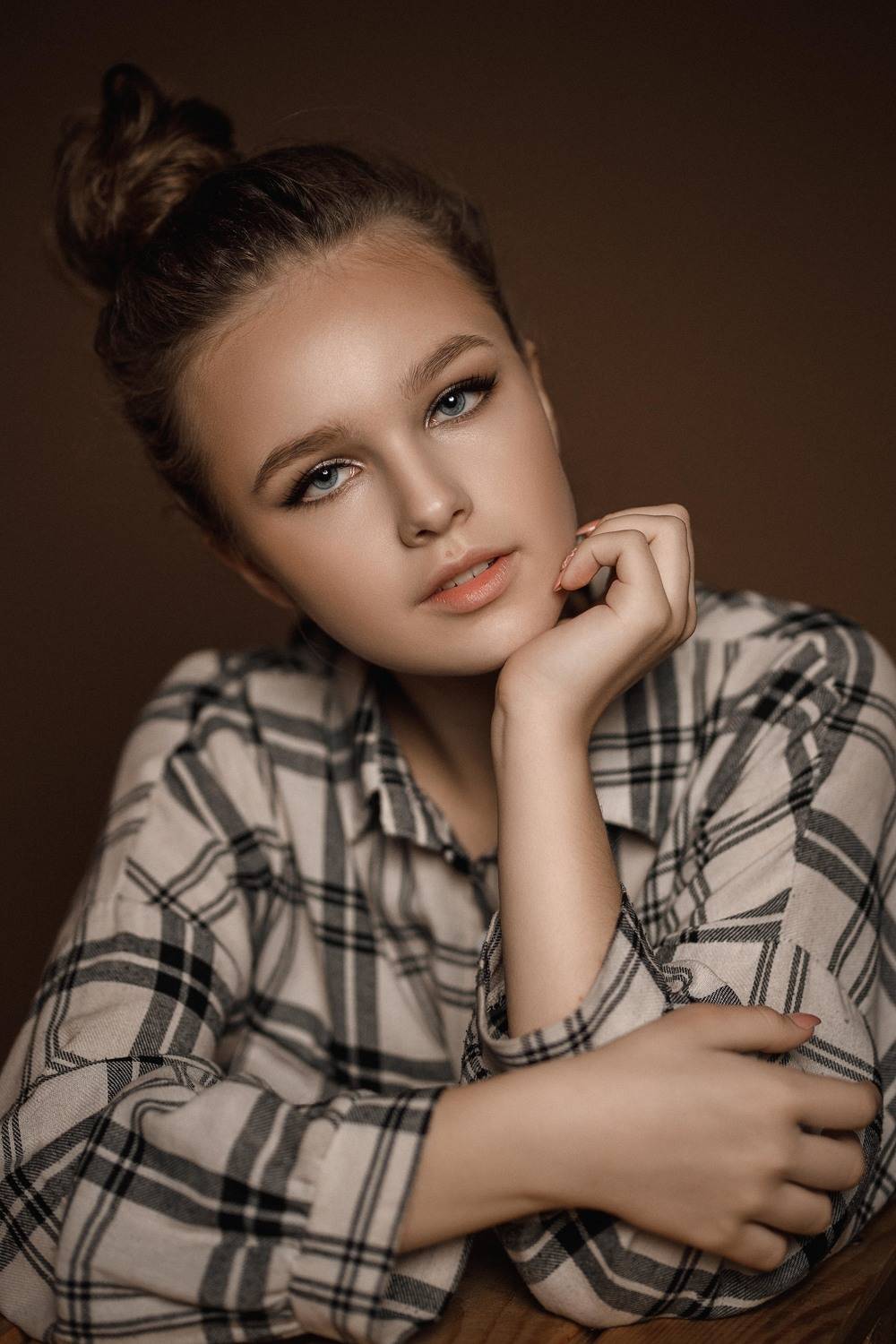 девушка, модель, портрет, фотосессия, студия, макияж, гламур, girl, model, modeling, young, portrait, make-up, творческий портрет, женский портрет, woman, young woman, glamour, постановка, постановочная фотография, fashion, Владимир Васильев