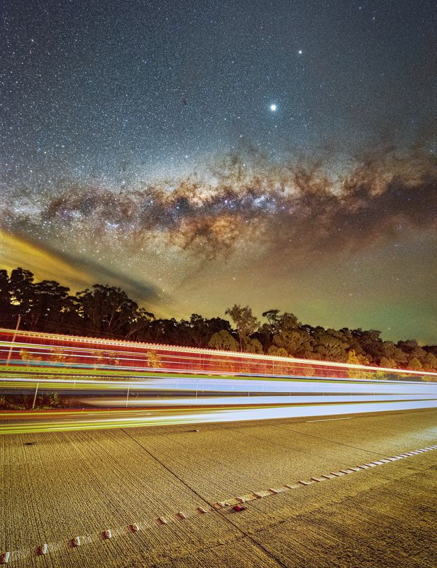 #nightscape #milkyway #love #stars #nikon #australia Stars with light trails фото превью