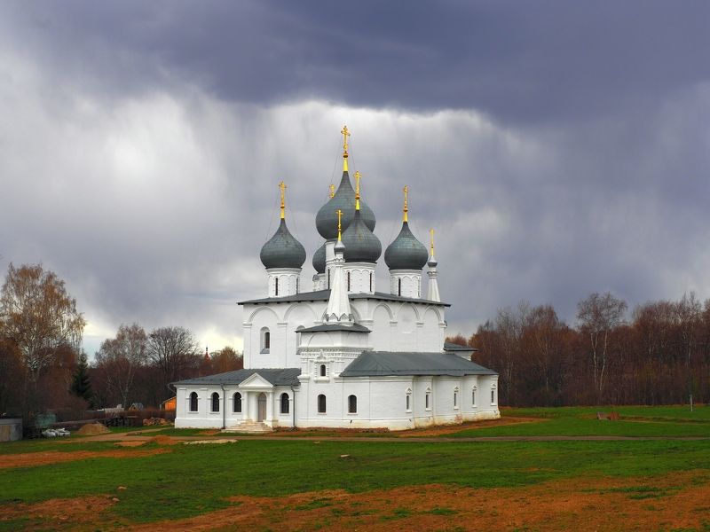 тутаев Крестовоздвиженский собор фото превью