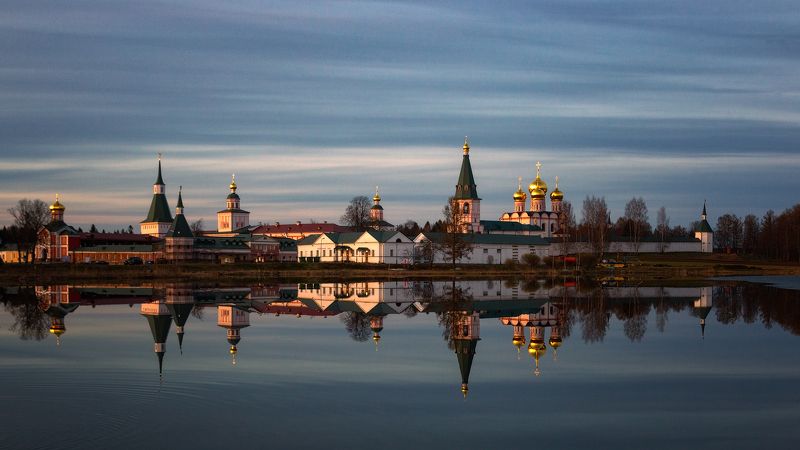 валдай, монастырь, отражение Отражение фото превью