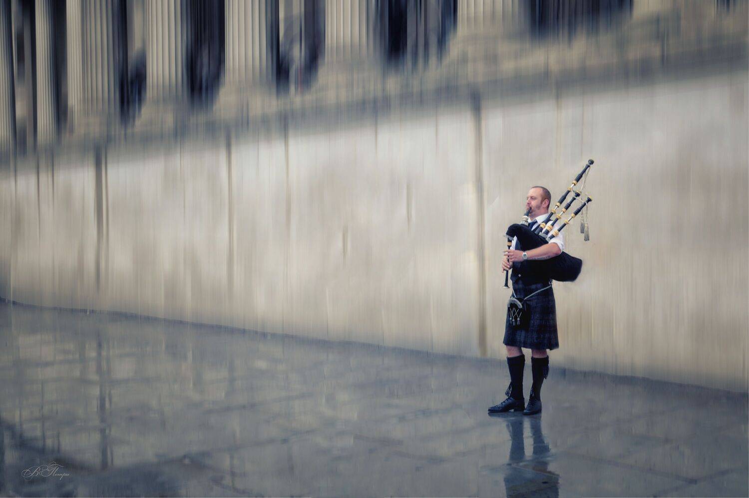 музыкант волынка стена колонны, Вера Петри