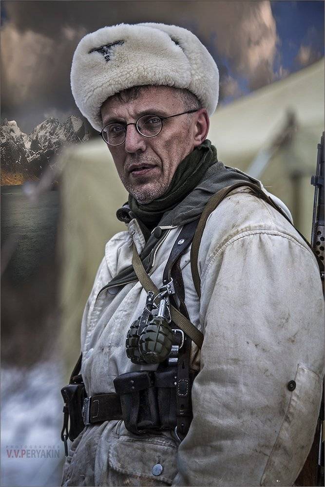 , Виктор Перякин