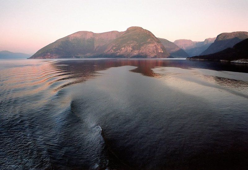 Утренний свет фото превью