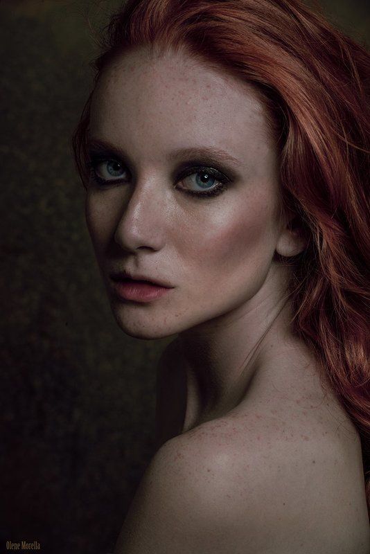 Red IV фото превью