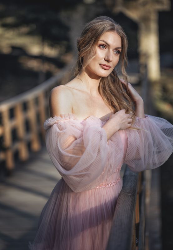 девушка закат парк пышное платье невеста классическая архитектура вечер Кристина фото превью