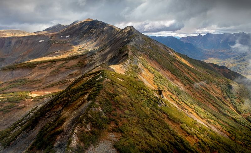 камчатка, горы, нд, хребет, вид с вертолета, kamchatka, autumn, mountains, осень на камчатке, осень на камчатке нд Полет вдоль хребта фото превью
