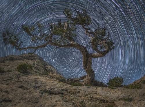 Звёздная карусель пика Космос