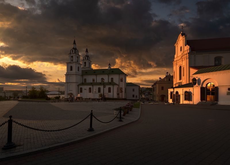 книга владыка моря, артем мирный, белоруссия, беларусь, собор, искусство, art, artyom mirniy, belarus, минск, minsk Кафедральный собор Сошествия Святого Духа. Город Минск (Беларусь) фото превью