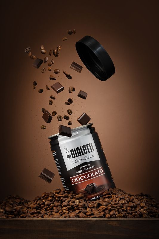 кофе, шоколад, левитация, предметная съемка, рекламная съемка, product photography Кофейно-шоколадное фото превью
