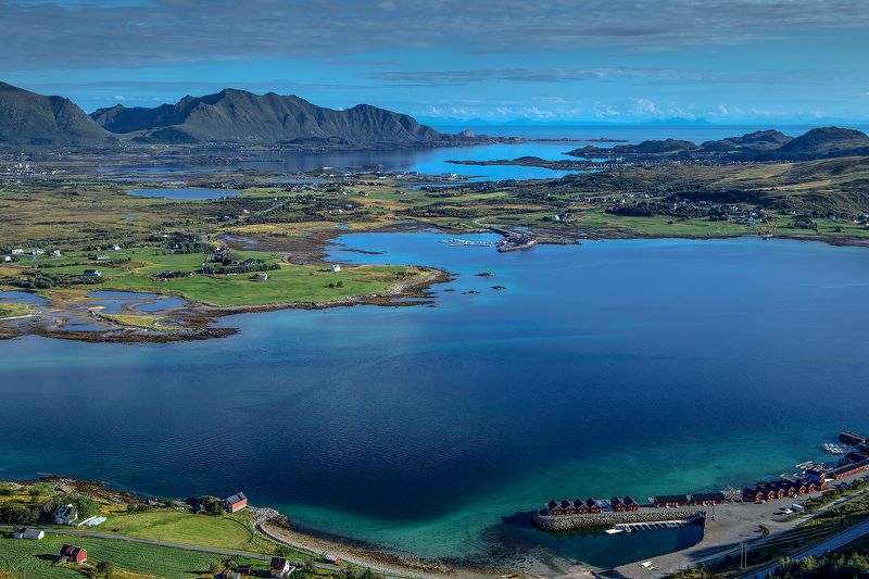 норвеги,лофотены,свольвер,горы,море Посмотреть вниз,и улыбнуться. фото превью