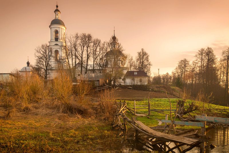 Разлив фото превью