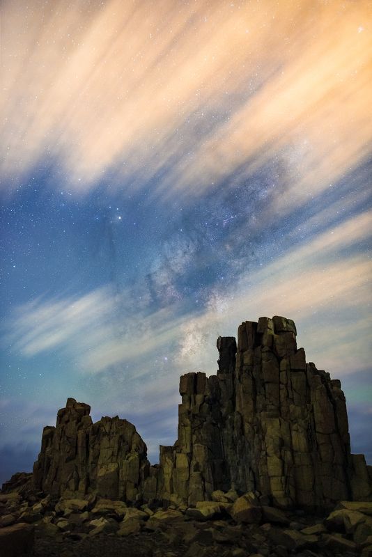 #australia #love #dunes #milkyway #night #stars #nightscape #nightsky #starry Famous Bombo Rocks  фото превью