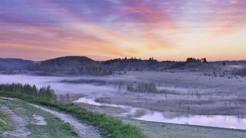 псковская область, печорский район, изборск, изборско-мальская долина, рассвет, утро Утро в долине фото превью