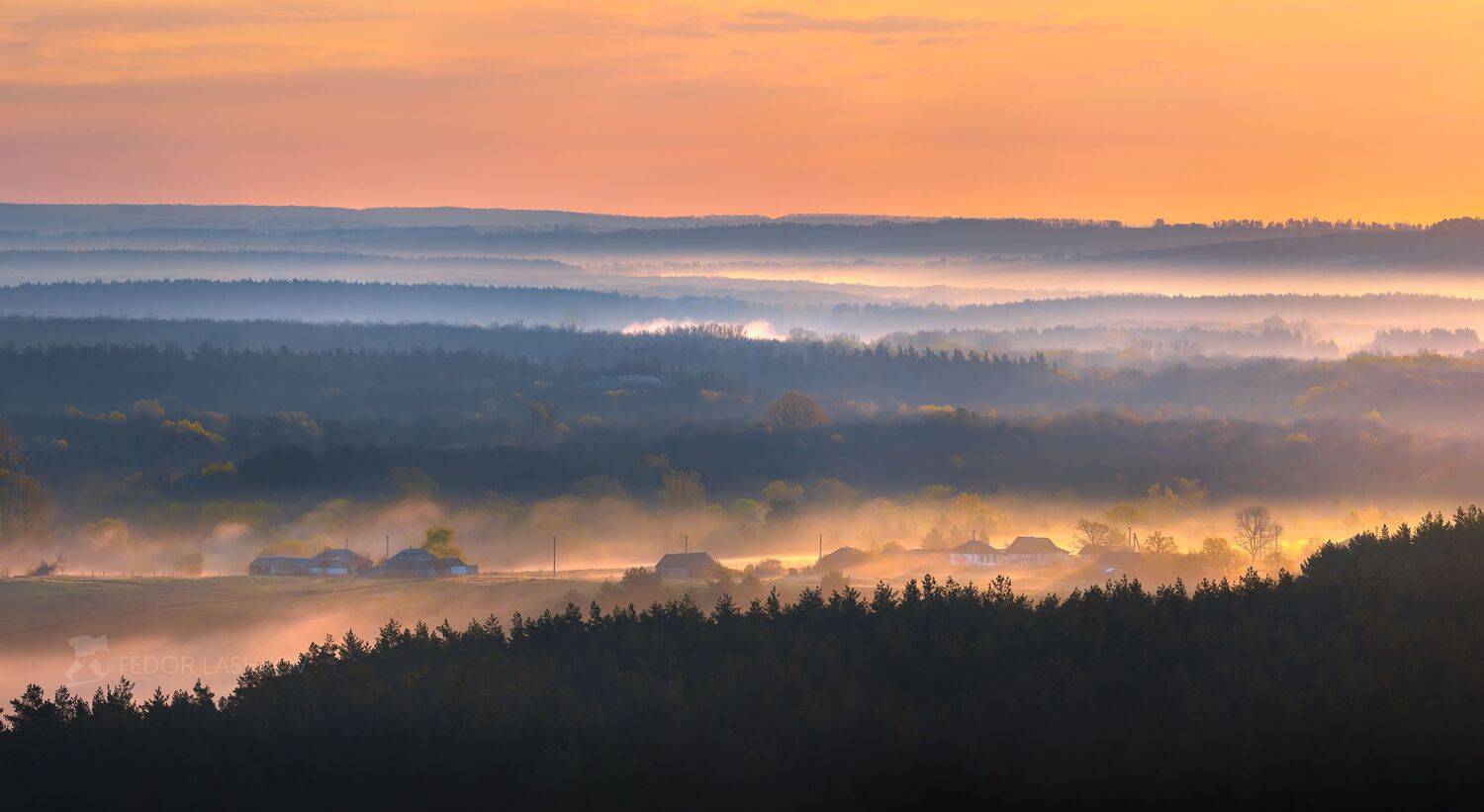 белгородская область, апрель, весна, весенний, туман, рассвет, горизонт, горизонты, село, новооскольский, таволжанка, дома, дом, деревня, лес, лесное, синий, оранжевый, туманный,, Лашков Фёдор
