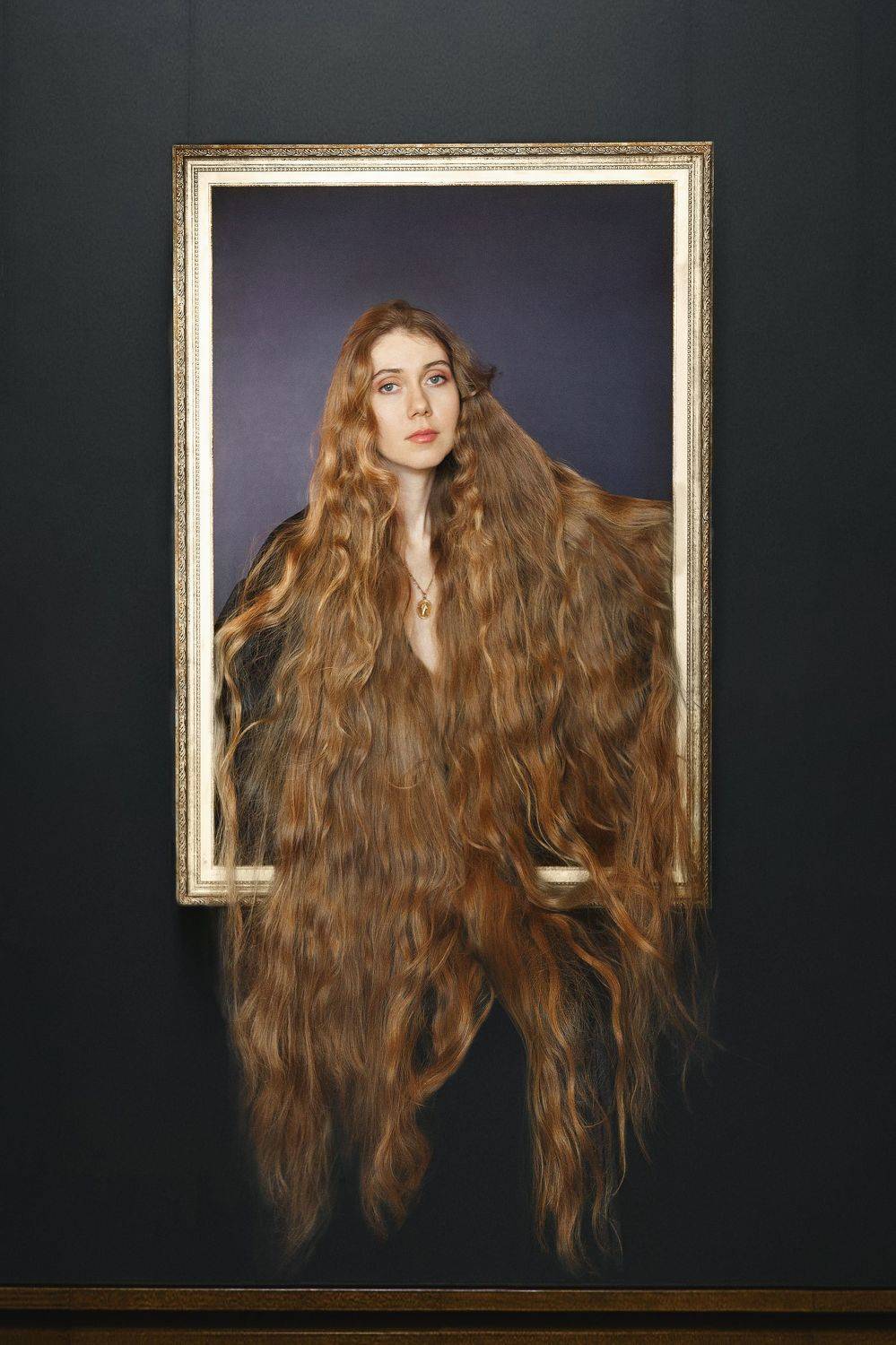 Златовласка, длинные волосы, портрет, арт, взляд из картины, очень много волос, красивая девушка, картина, Оксана Ведмеденко