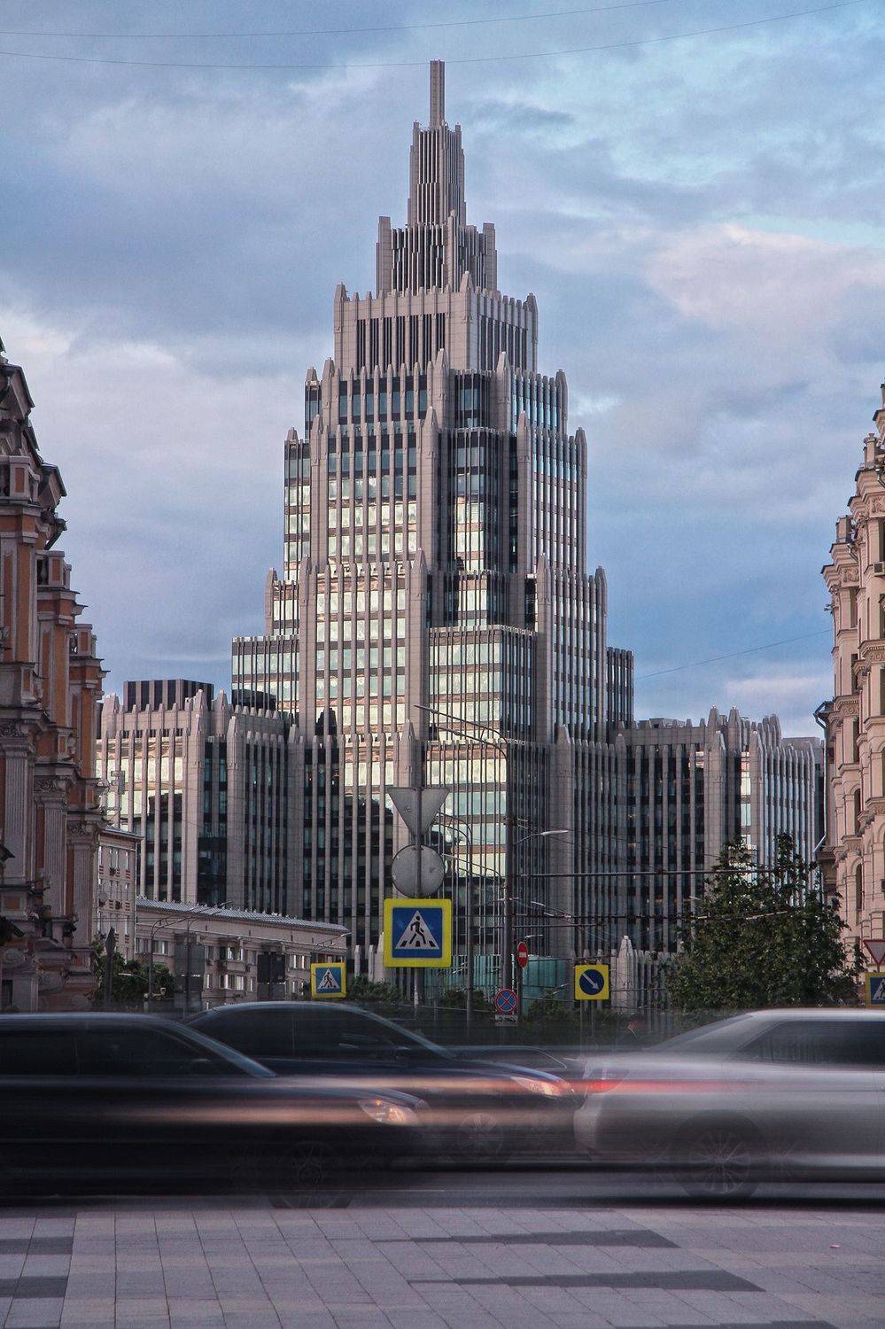 архитектура, москва, мегаполис, россия, вертикаль, бизнес-центр, оружейный, Андрей Пшеничный