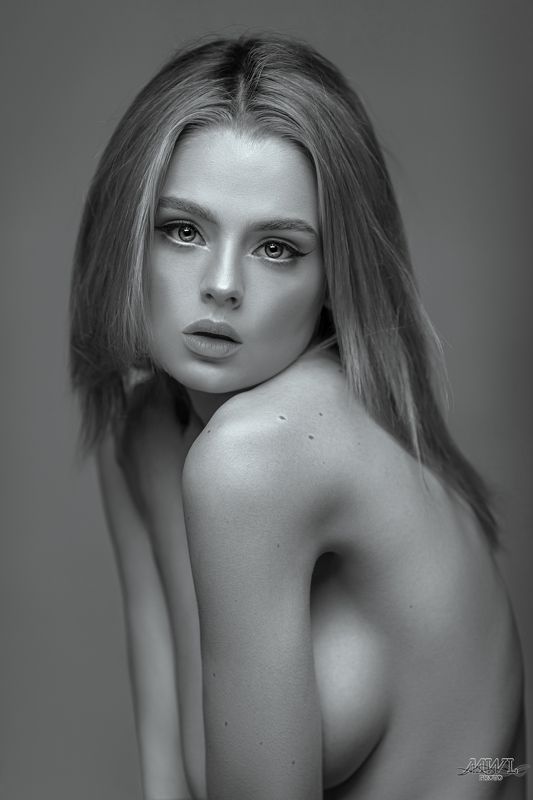 Beauty BW фото превью
