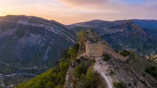 Восход в ауле Гуниб