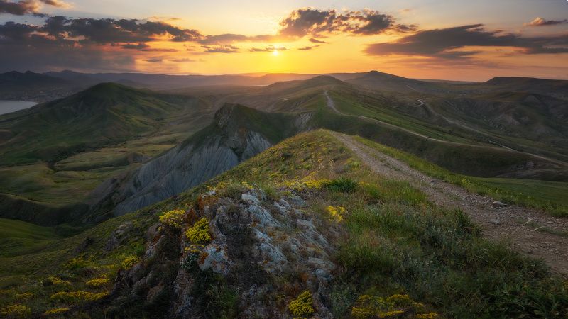 Горный массив Коктебеля фото превью